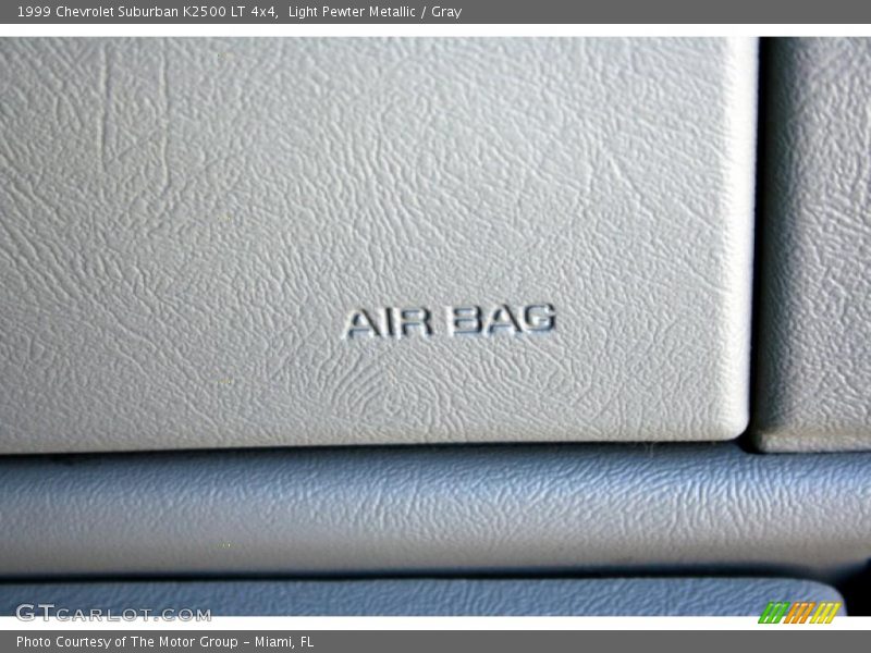 Light Pewter Metallic / Gray 1999 Chevrolet Suburban K2500 LT 4x4