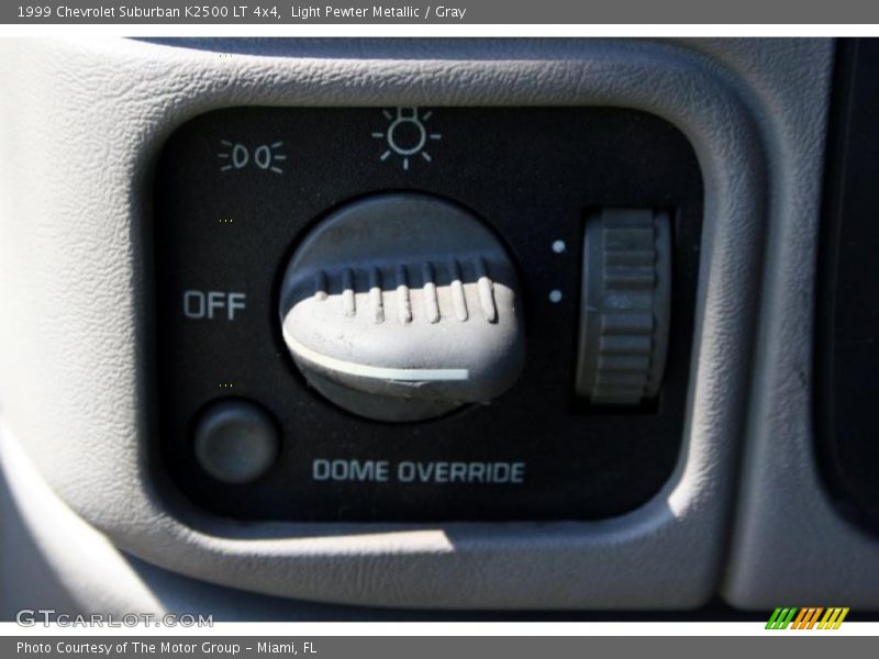 Light Pewter Metallic / Gray 1999 Chevrolet Suburban K2500 LT 4x4