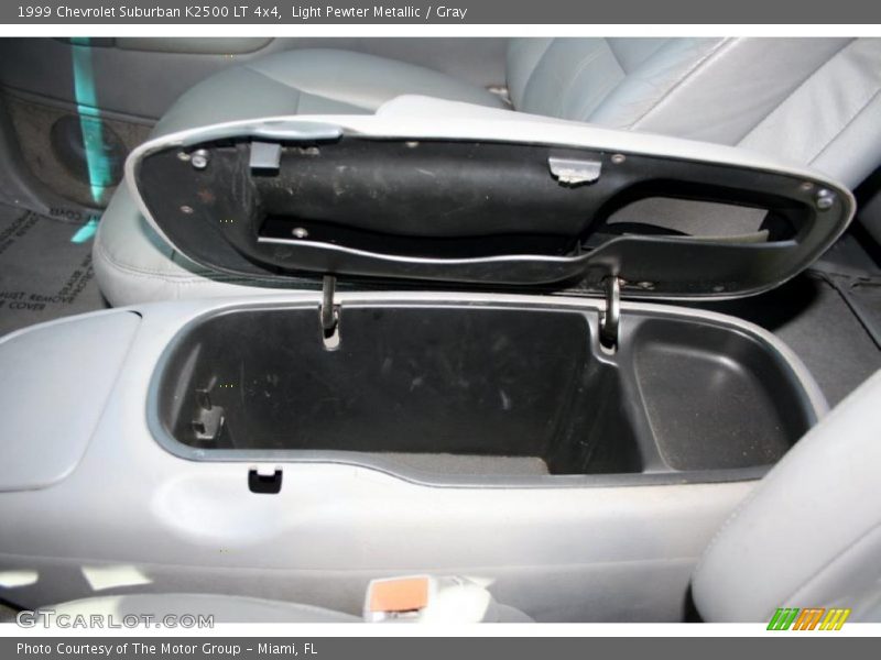 Light Pewter Metallic / Gray 1999 Chevrolet Suburban K2500 LT 4x4