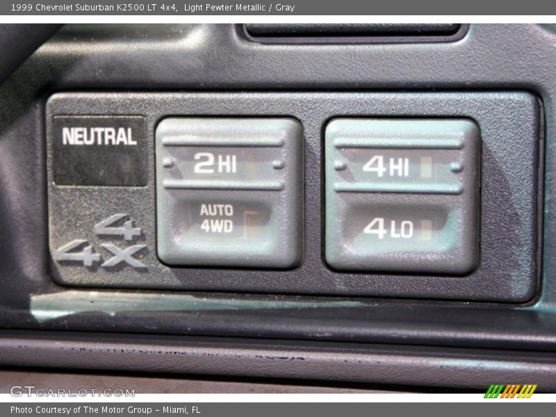 Light Pewter Metallic / Gray 1999 Chevrolet Suburban K2500 LT 4x4