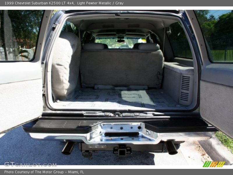 Light Pewter Metallic / Gray 1999 Chevrolet Suburban K2500 LT 4x4