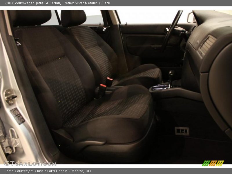 Reflex Silver Metallic / Black 2004 Volkswagen Jetta GL Sedan