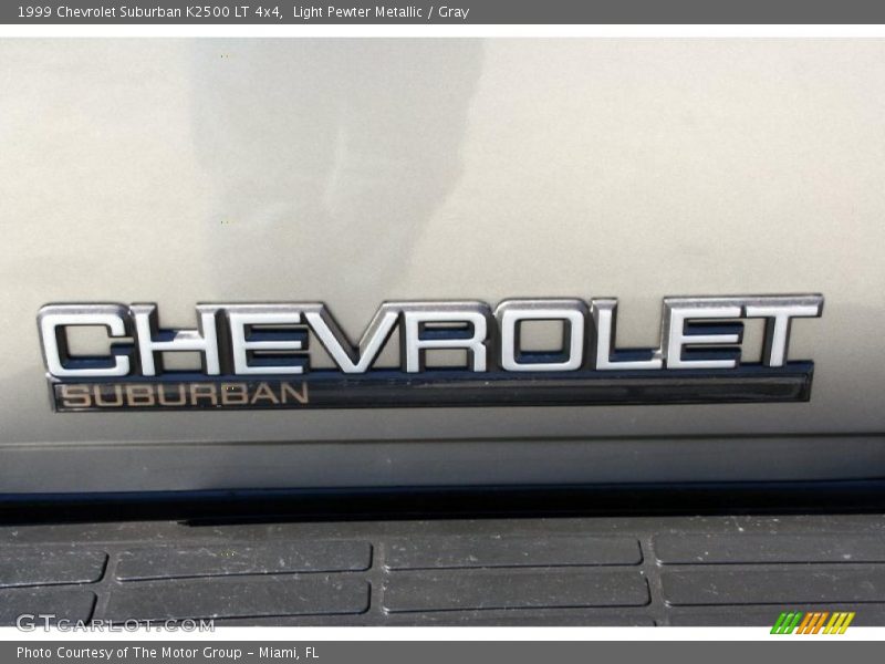 Light Pewter Metallic / Gray 1999 Chevrolet Suburban K2500 LT 4x4