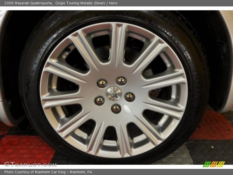 Grigio Touring Metallic (Silver) / Nero 2006 Maserati Quattroporte