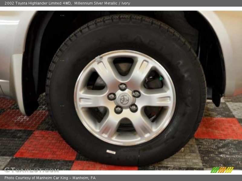 Millennium Silver Metallic / Ivory 2002 Toyota Highlander Limited 4WD