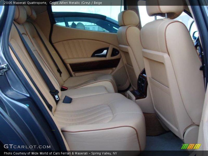 Grigio Alfieri Metallic (Grey) / Beige 2006 Maserati Quattroporte