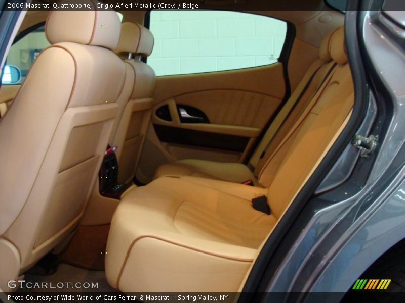 Grigio Alfieri Metallic (Grey) / Beige 2006 Maserati Quattroporte