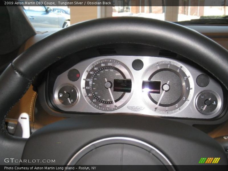 Tungsten Silver / Obsidian Black 2009 Aston Martin DB9 Coupe