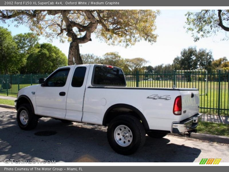 Oxford White / Medium Graphite 2002 Ford F150 XL SuperCab 4x4