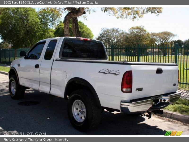 Oxford White / Medium Graphite 2002 Ford F150 XL SuperCab 4x4