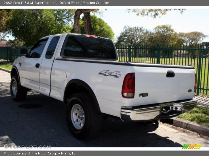 Oxford White / Medium Graphite 2002 Ford F150 XL SuperCab 4x4