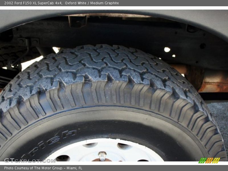 Oxford White / Medium Graphite 2002 Ford F150 XL SuperCab 4x4