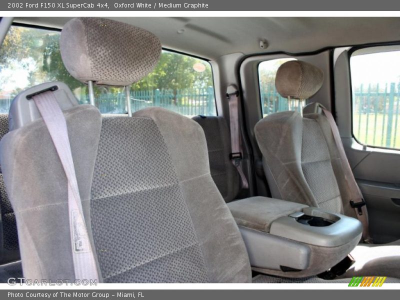 Oxford White / Medium Graphite 2002 Ford F150 XL SuperCab 4x4