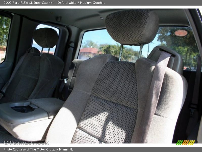 Oxford White / Medium Graphite 2002 Ford F150 XL SuperCab 4x4