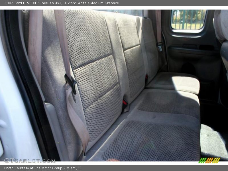 Oxford White / Medium Graphite 2002 Ford F150 XL SuperCab 4x4