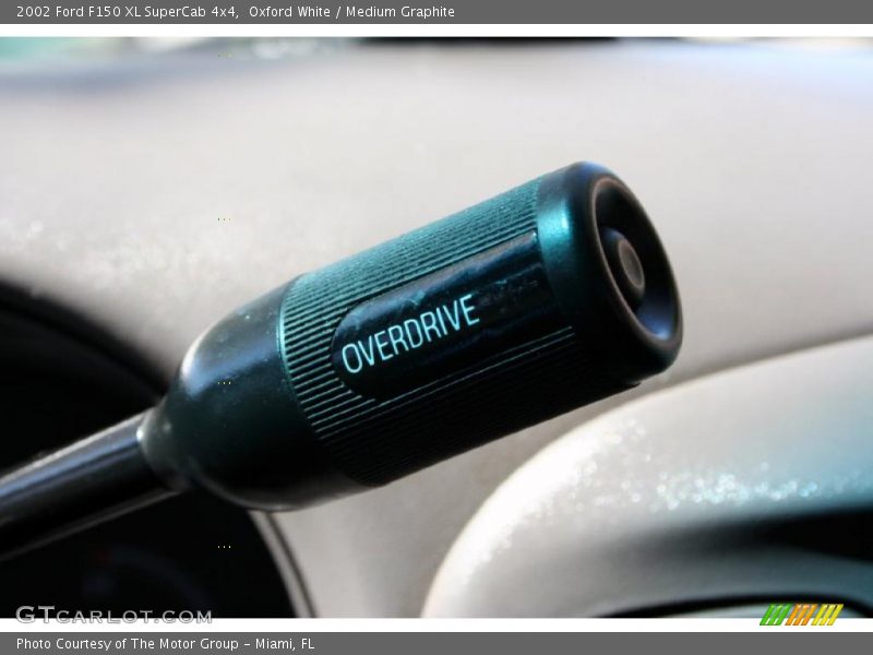 Oxford White / Medium Graphite 2002 Ford F150 XL SuperCab 4x4