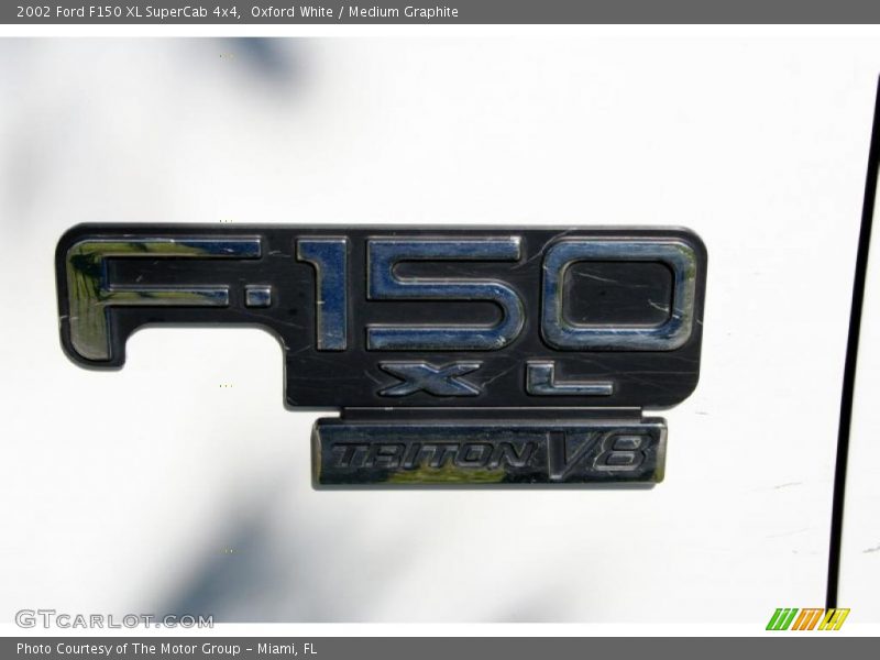 Oxford White / Medium Graphite 2002 Ford F150 XL SuperCab 4x4