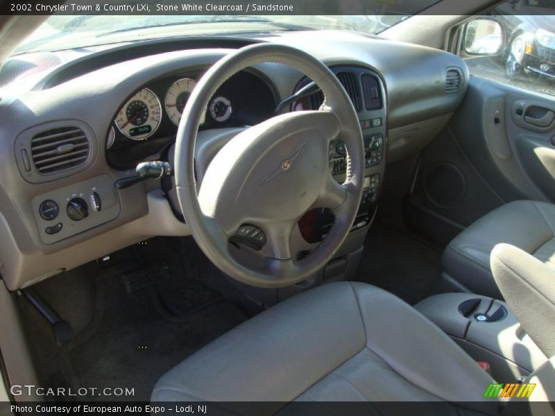 Stone White Clearcoat / Sandstone 2002 Chrysler Town & Country LXi