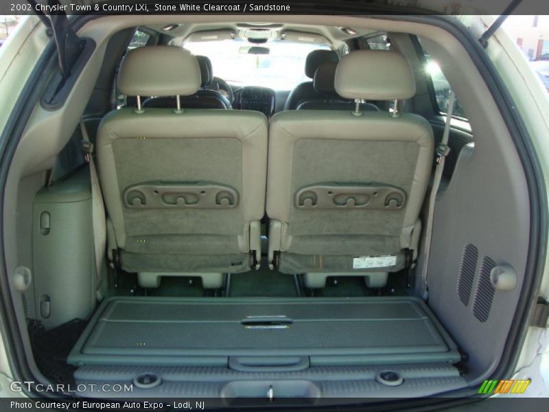  2002 Town & Country LXi Trunk