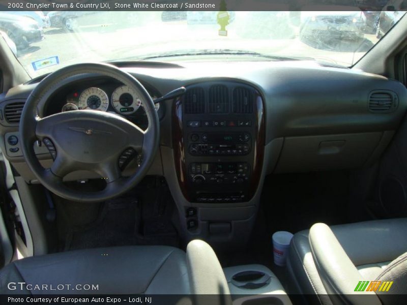Stone White Clearcoat / Sandstone 2002 Chrysler Town & Country LXi
