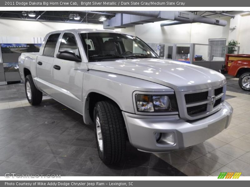 Front 3/4 View of 2011 Dakota Big Horn Crew Cab