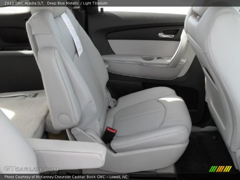 Deep Blue Metallic / Light Titanium 2011 GMC Acadia SLT
