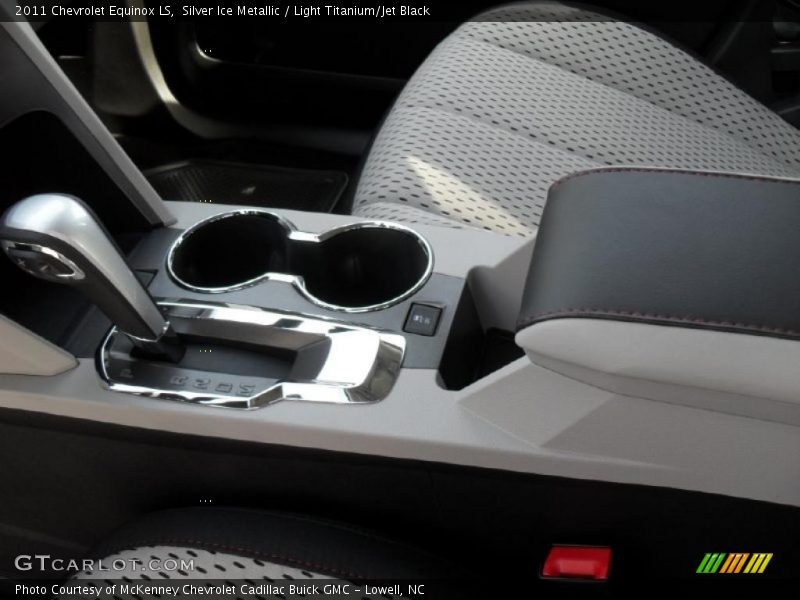 Silver Ice Metallic / Light Titanium/Jet Black 2011 Chevrolet Equinox LS