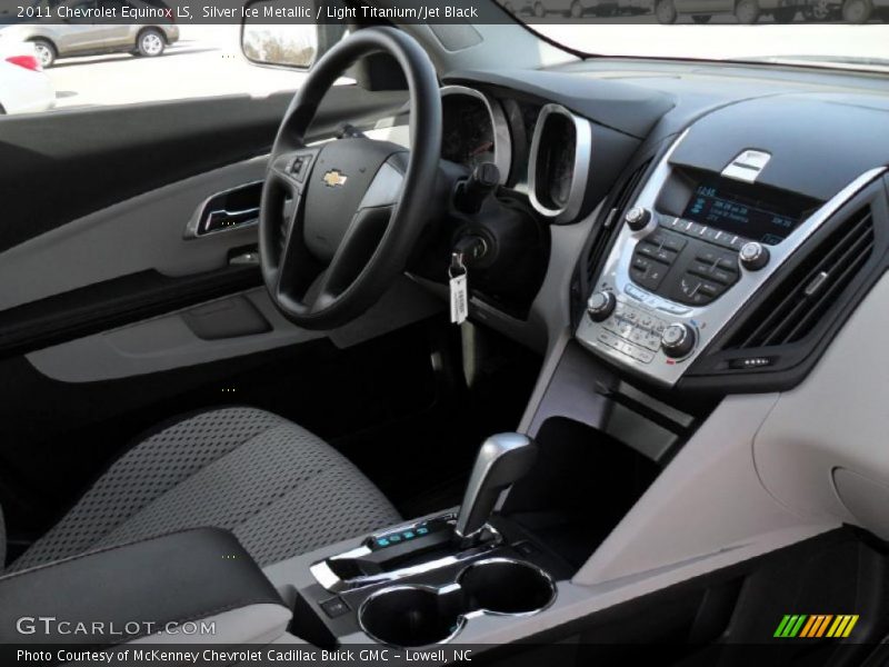 Silver Ice Metallic / Light Titanium/Jet Black 2011 Chevrolet Equinox LS