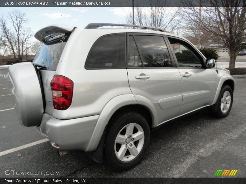 Titanium Metallic / Dark Charcoal 2005 Toyota RAV4 4WD