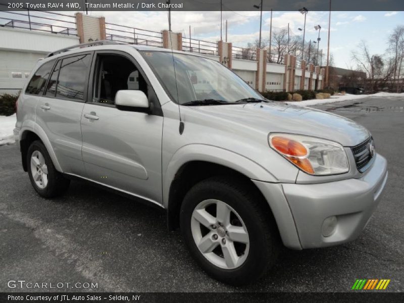 Titanium Metallic / Dark Charcoal 2005 Toyota RAV4 4WD