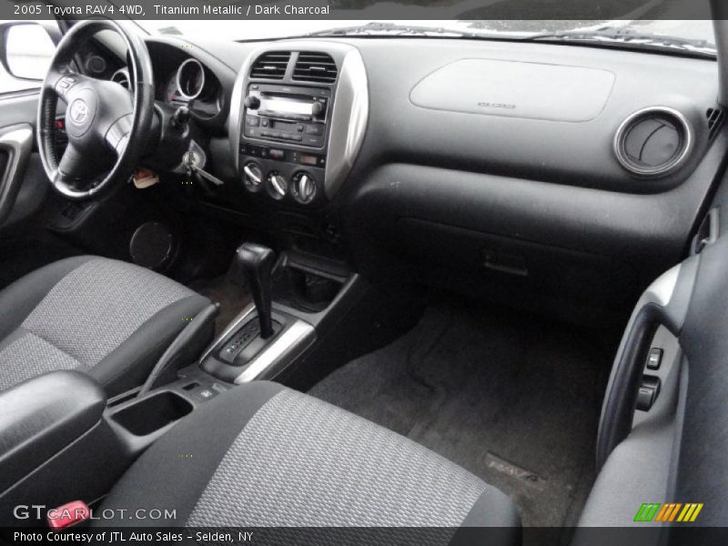 Titanium Metallic / Dark Charcoal 2005 Toyota RAV4 4WD