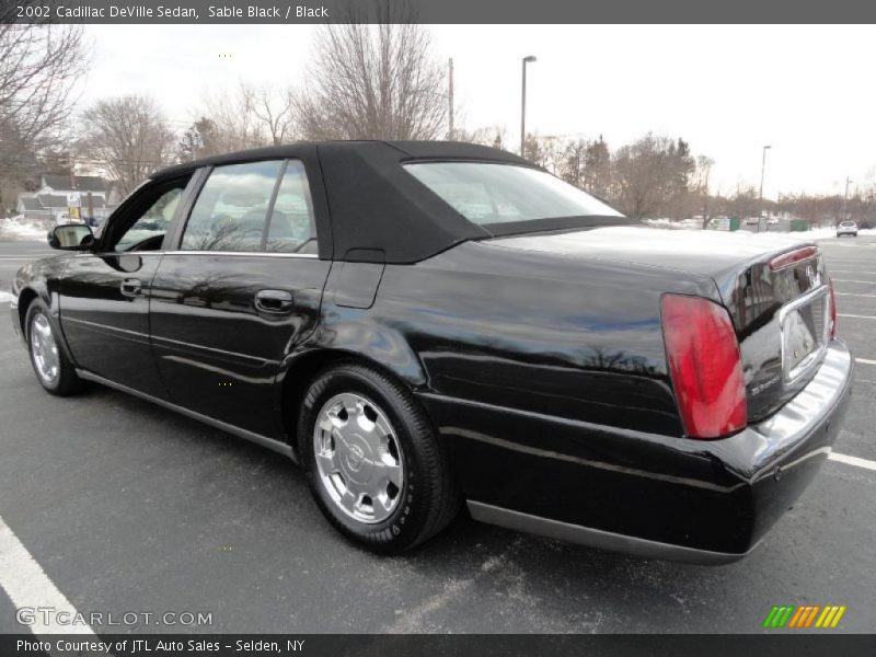  2002 DeVille Sedan Sable Black