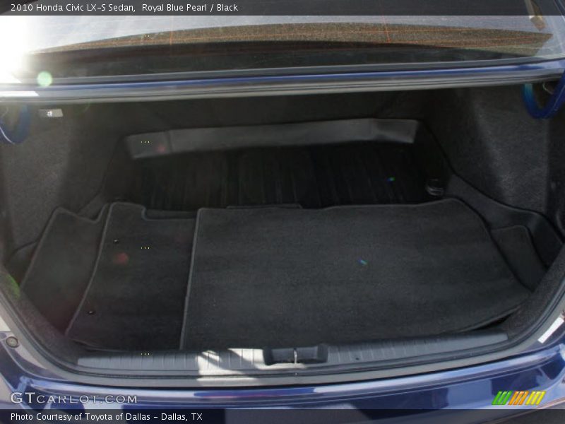  2010 Civic LX-S Sedan Trunk