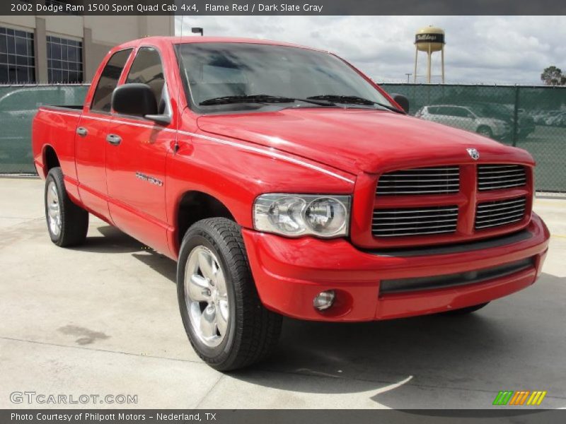 Flame Red / Dark Slate Gray 2002 Dodge Ram 1500 Sport Quad Cab 4x4