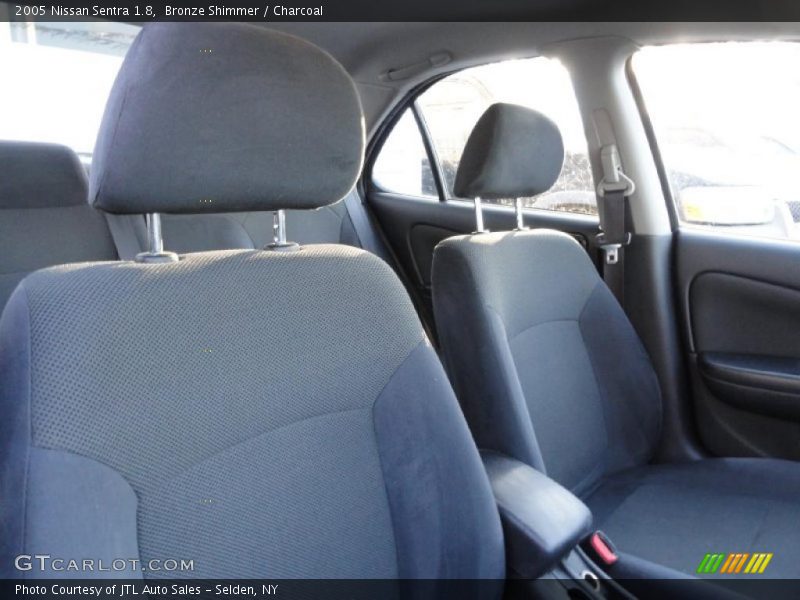 Bronze Shimmer / Charcoal 2005 Nissan Sentra 1.8