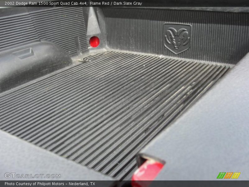 Flame Red / Dark Slate Gray 2002 Dodge Ram 1500 Sport Quad Cab 4x4