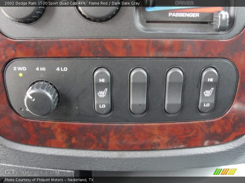 Controls of 2002 Ram 1500 Sport Quad Cab 4x4