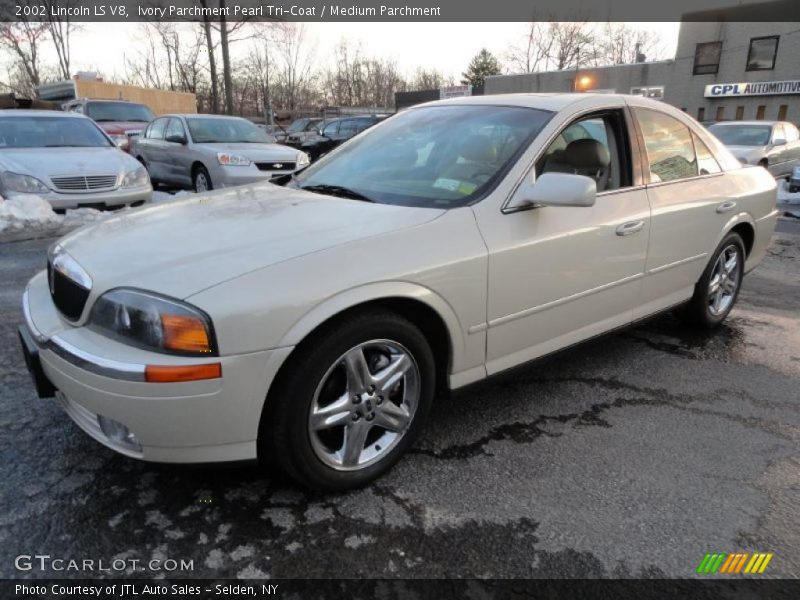 Ivory Parchment Pearl Tri-Coat / Medium Parchment 2002 Lincoln LS V8