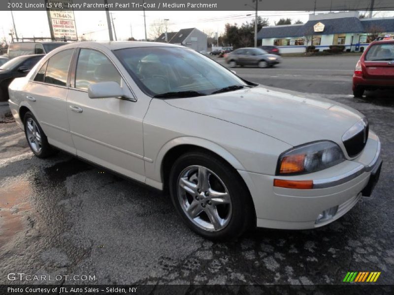 Ivory Parchment Pearl Tri-Coat / Medium Parchment 2002 Lincoln LS V8