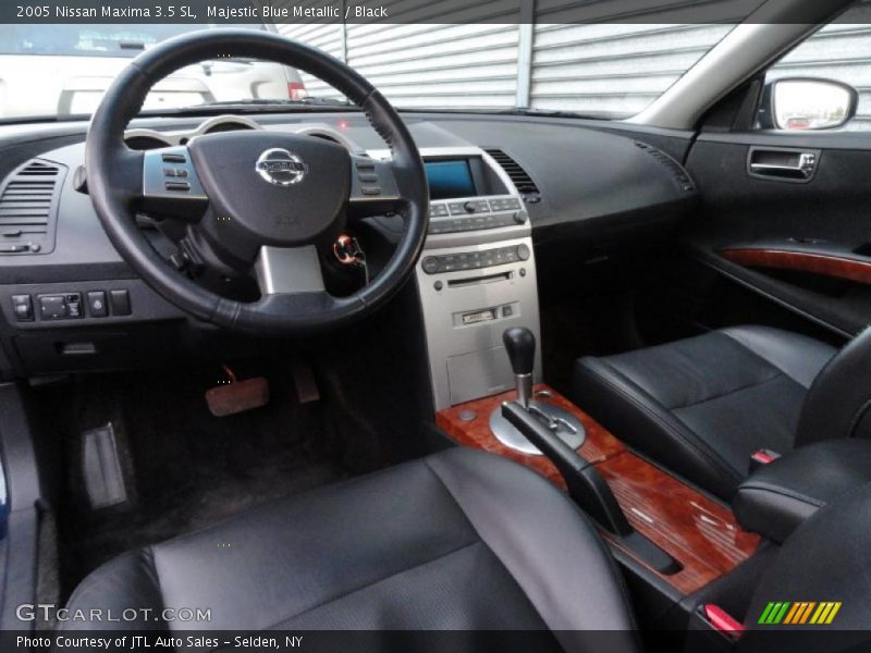 Black Interior - 2005 Maxima 3.5 SL 