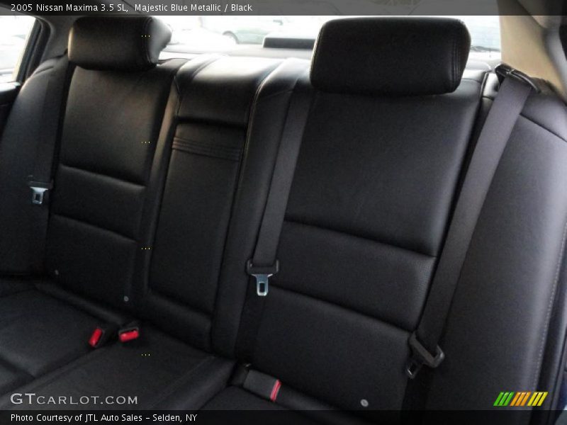  2005 Maxima 3.5 SL Black Interior