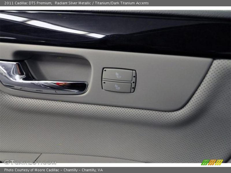 Radiant Silver Metallic / Titanium/Dark Titanium Accents 2011 Cadillac DTS Premium