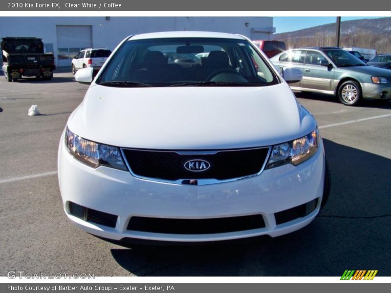 Clear White / Coffee 2010 Kia Forte EX