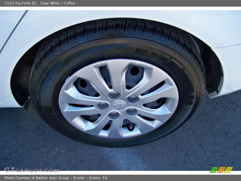 Clear White / Coffee 2010 Kia Forte EX