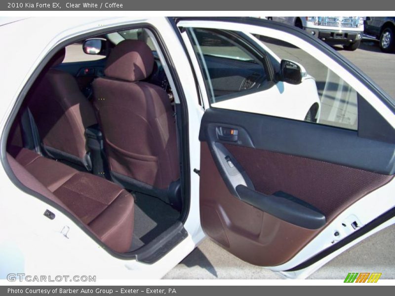 Clear White / Coffee 2010 Kia Forte EX