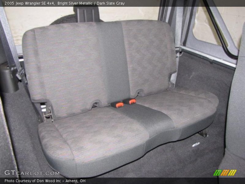 Bright Silver Metallic / Dark Slate Gray 2005 Jeep Wrangler SE 4x4