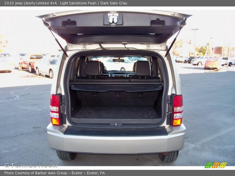 Light Sandstone Pearl / Dark Slate Gray 2010 Jeep Liberty Limited 4x4