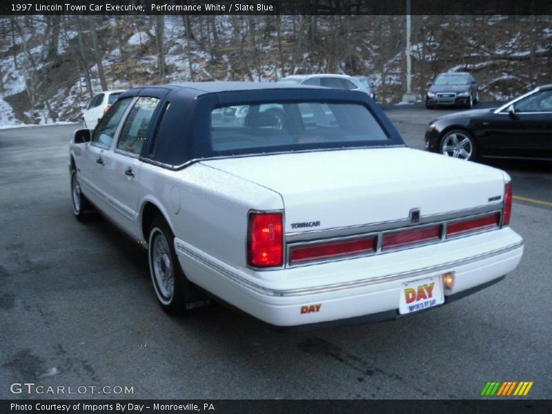 Performance White / Slate Blue 1997 Lincoln Town Car Executive