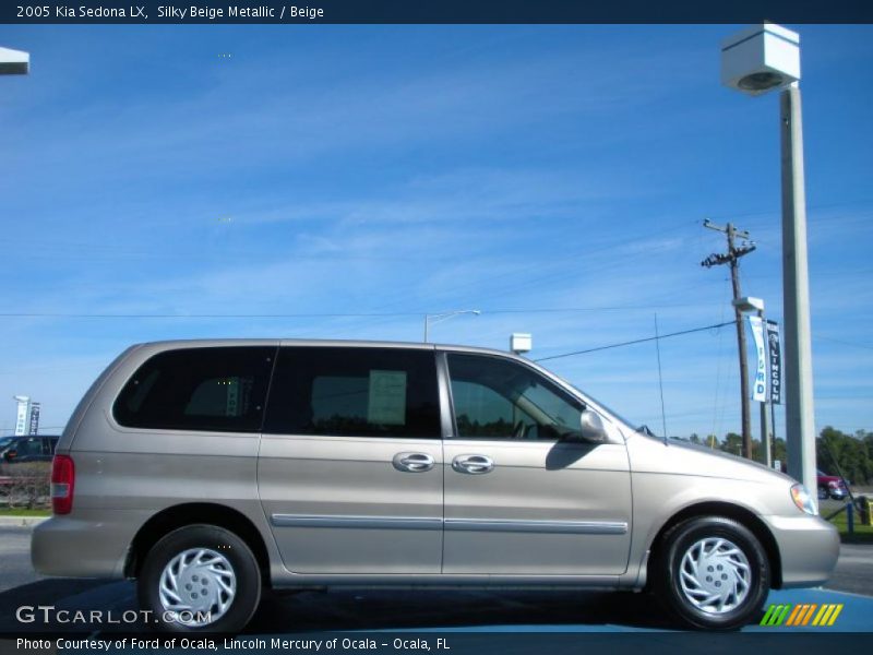 Silky Beige Metallic / Beige 2005 Kia Sedona LX