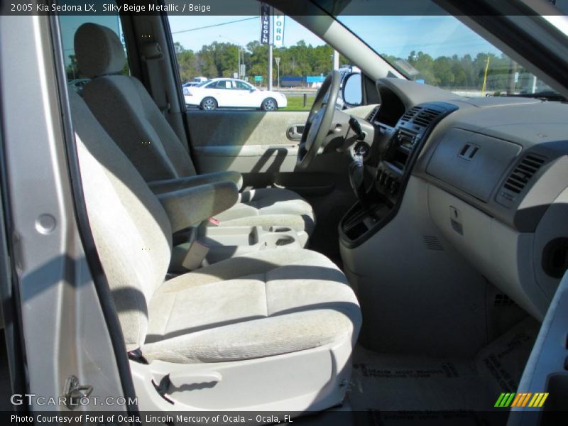 Silky Beige Metallic / Beige 2005 Kia Sedona LX